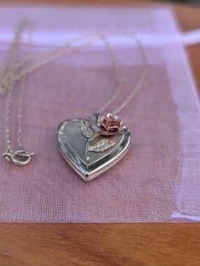 Vintage 14k Gf Heart Locket Necklace Rose On Heart